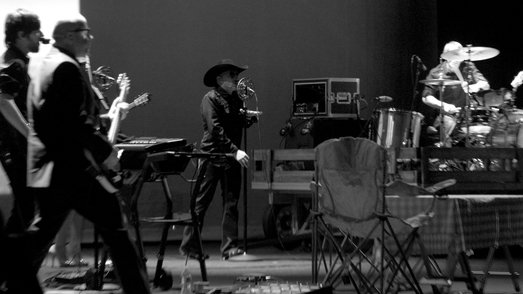 Tower Theater
Philadelphia, PA
November 23, 2011